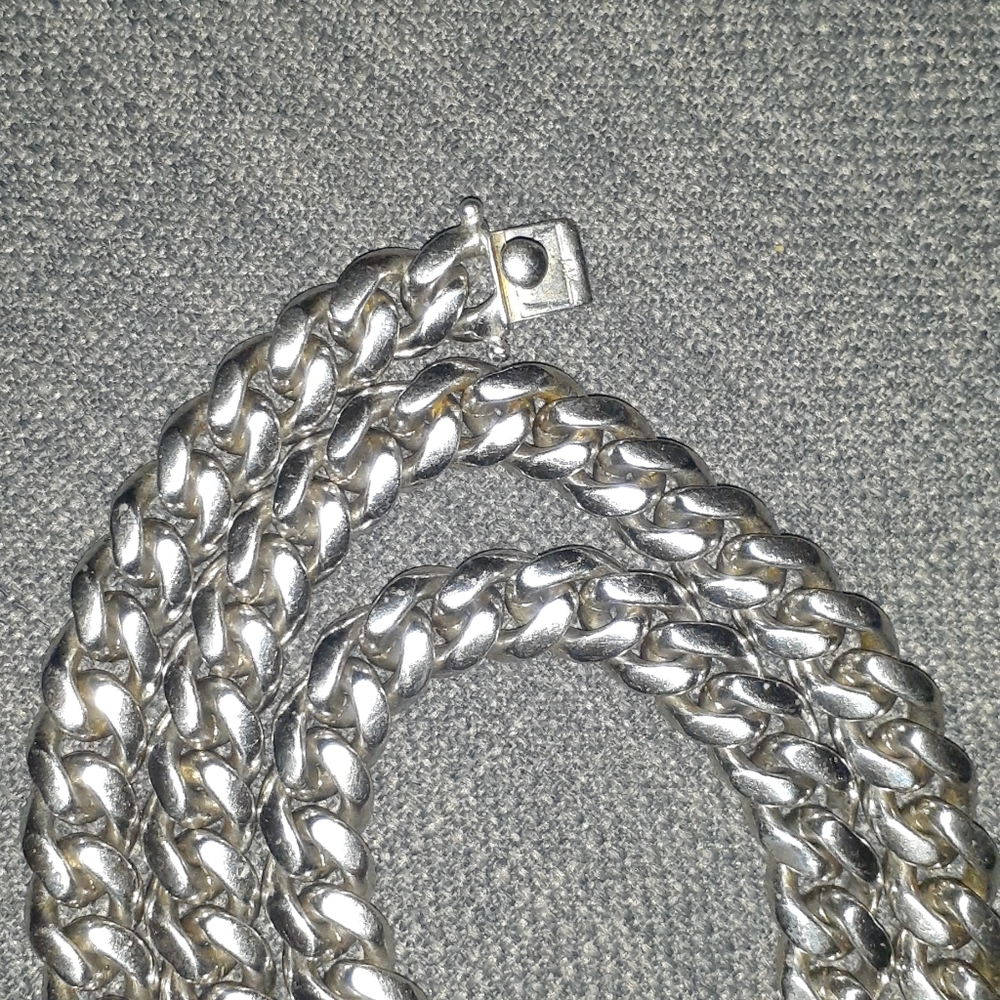 Cuban Chain - Picture 2 of 2
